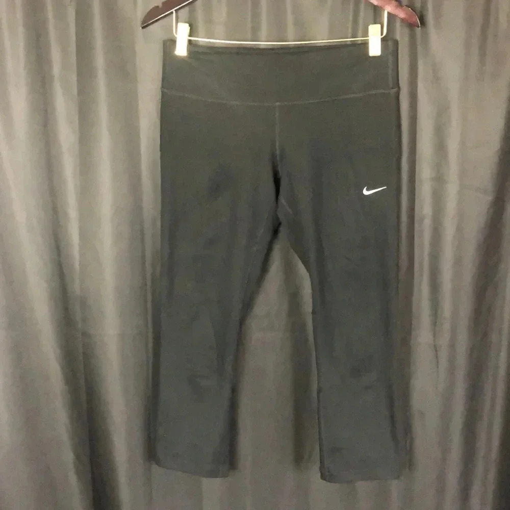 Nike Crop Leggings